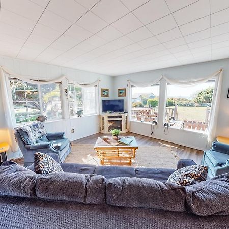 Sea Dreamer Cottage Smith River 外观 照片