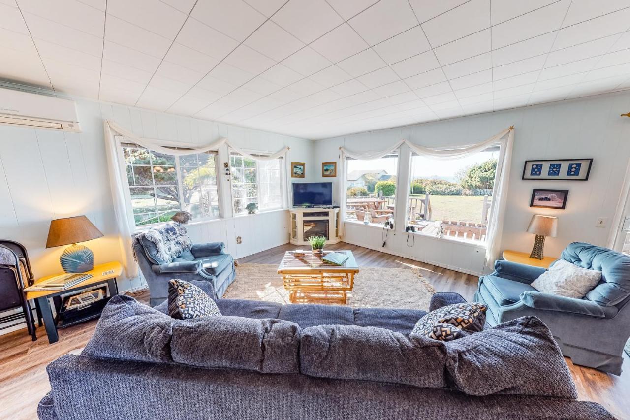 Sea Dreamer Cottage Smith River 外观 照片